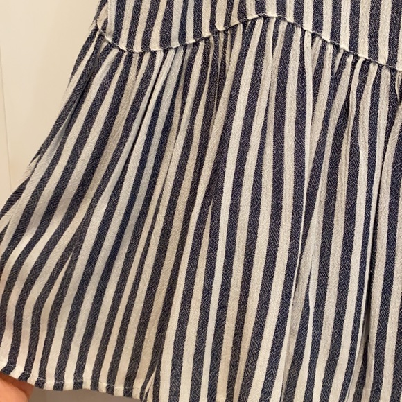 Tank - Picture 3 of 5